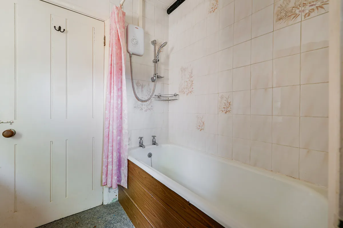 Swan Lane, Charlwood, Horley, Surrey, RH6