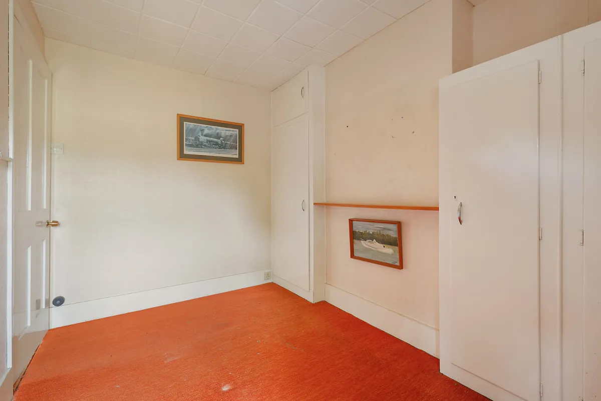 Swan Lane, Charlwood, Horley, Surrey, RH6