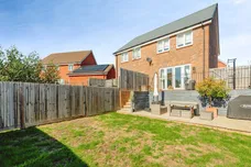 Pullman Avenue, Haywards Heath