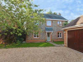 Riverside Green, Kings Somborne, Stockbridge photo