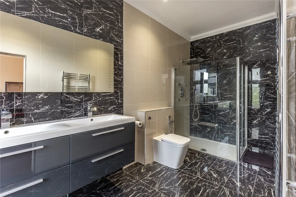Hamilton Road, Ealing, W5