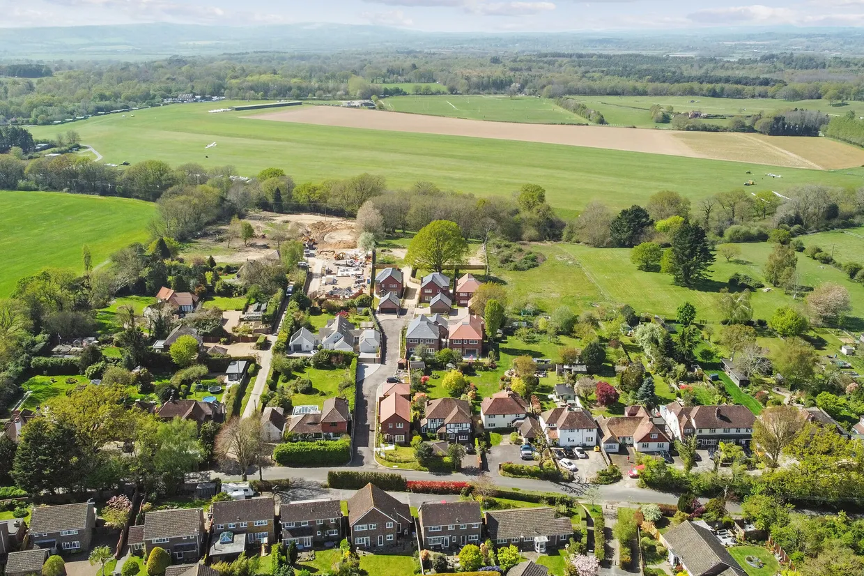 Greenacres Park, Storrington, RH20 photo 14