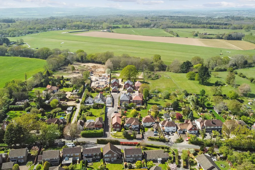 Greenacres Park, Storrington, RH20 photo 14