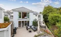 Property image gallery