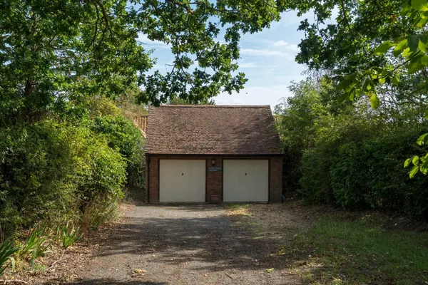 Bourne Road, West Bergholt, CO6 photo 24