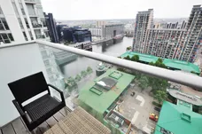 Pan Peninsula Square, E14 photo 6