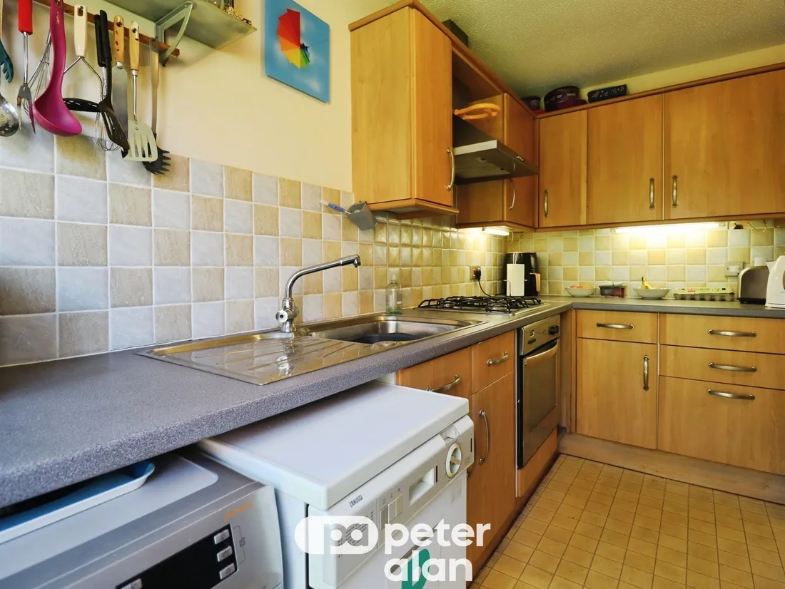 Property photo 11