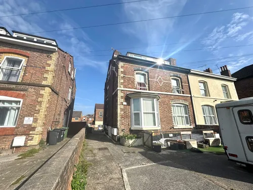 Euston Grove, PRENTONphoto