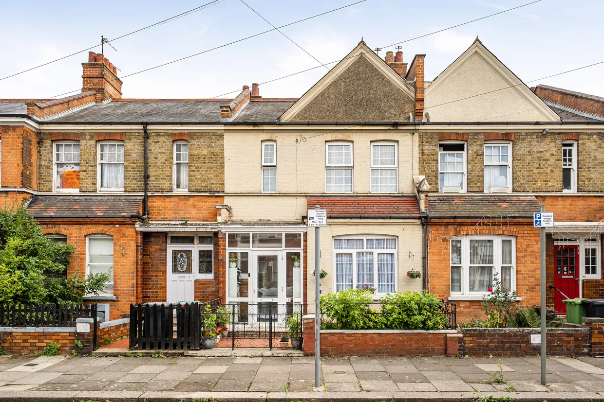 Hewitt Avenue, London, N22 photo 1