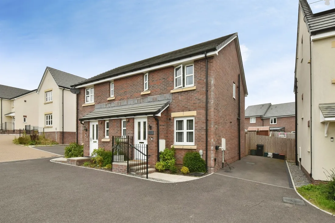 Property photo 33
