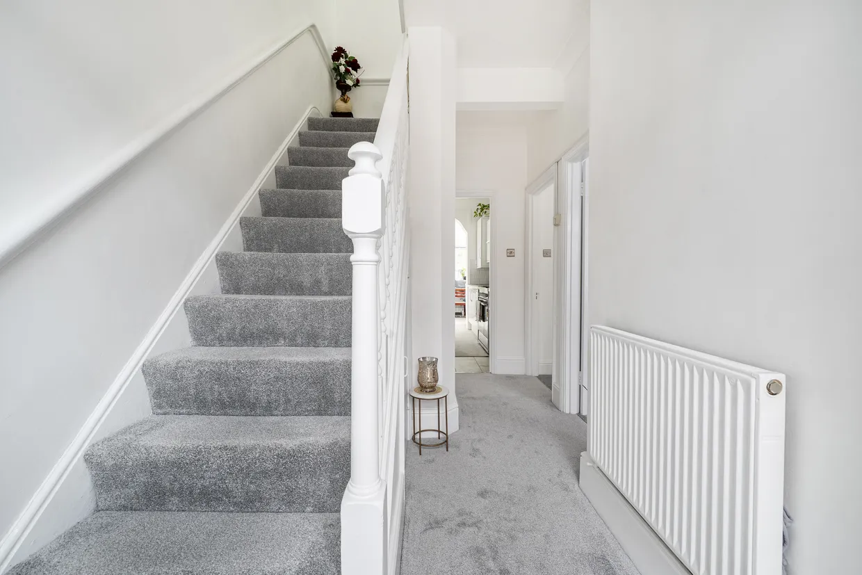 Hewitt Avenue, London, N22 photo 3
