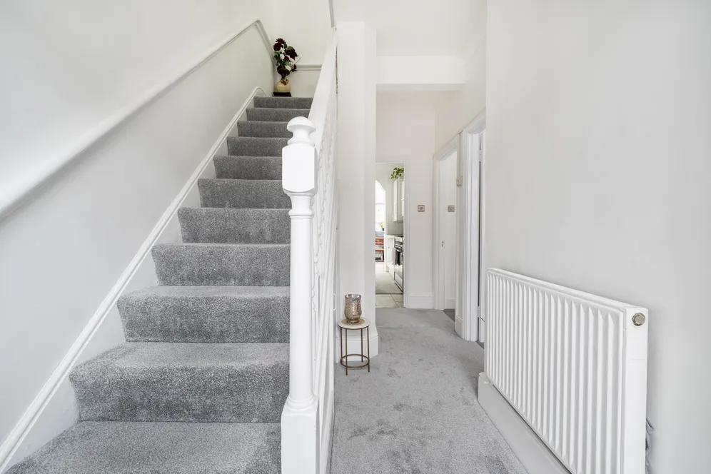 Hewitt Avenue, London, N22 photo 3