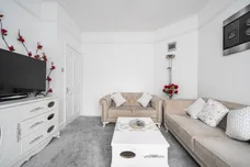 Hewitt Avenue, London, N22 photo 7