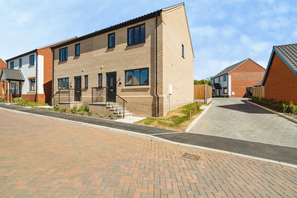 Jubilee Way, Holton, Halesworth