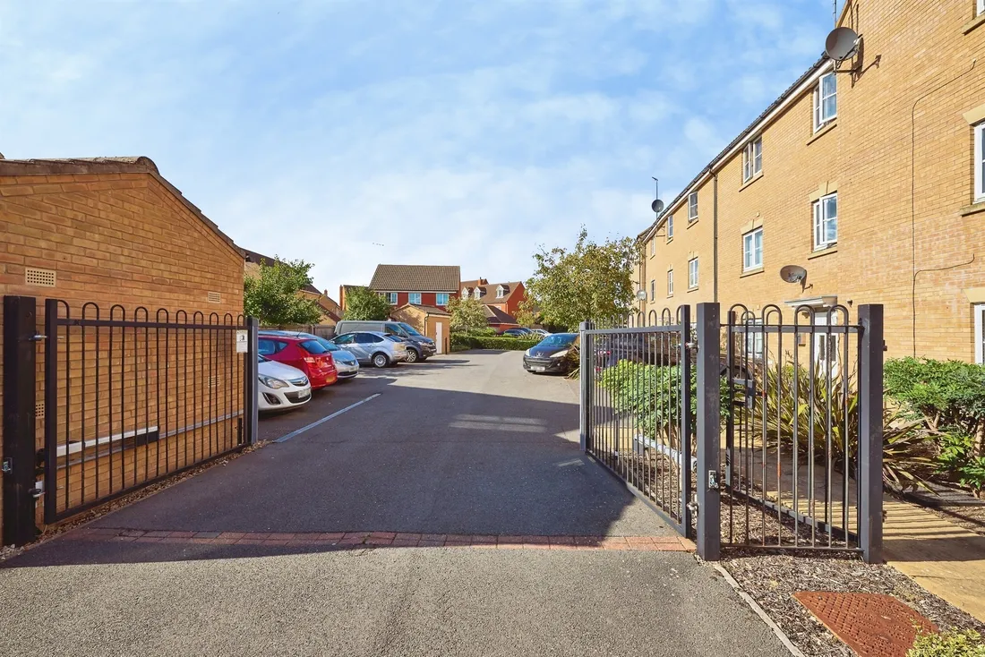 Property photo 3