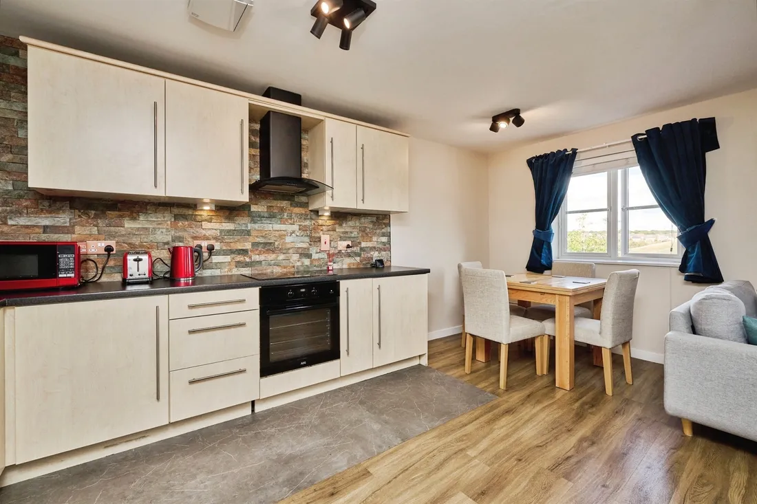 Property photo 12