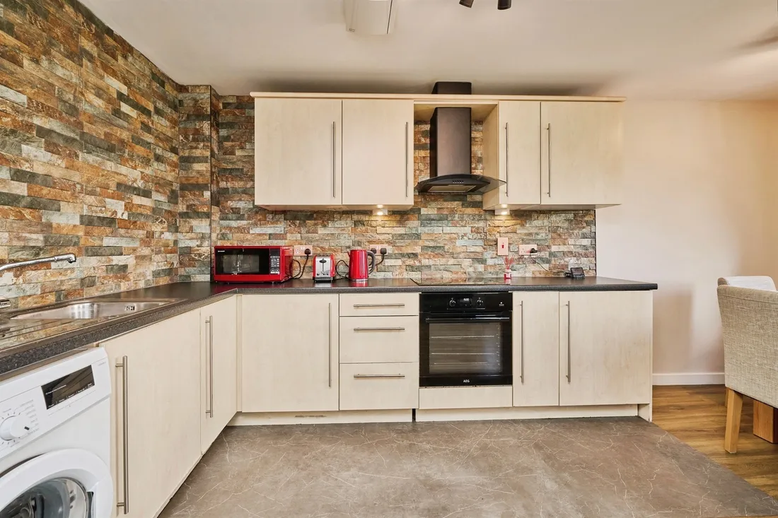 Property photo 13