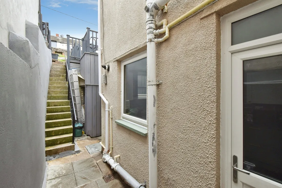 Property photo 24