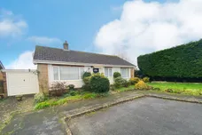 Newfields, Sporle