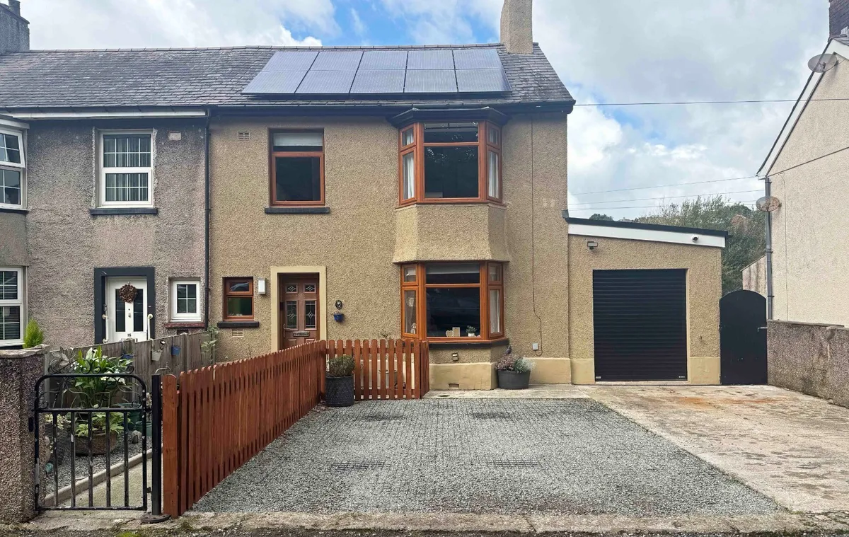 Bryn Llwyd, Bangor, Gwynedd, LL57
