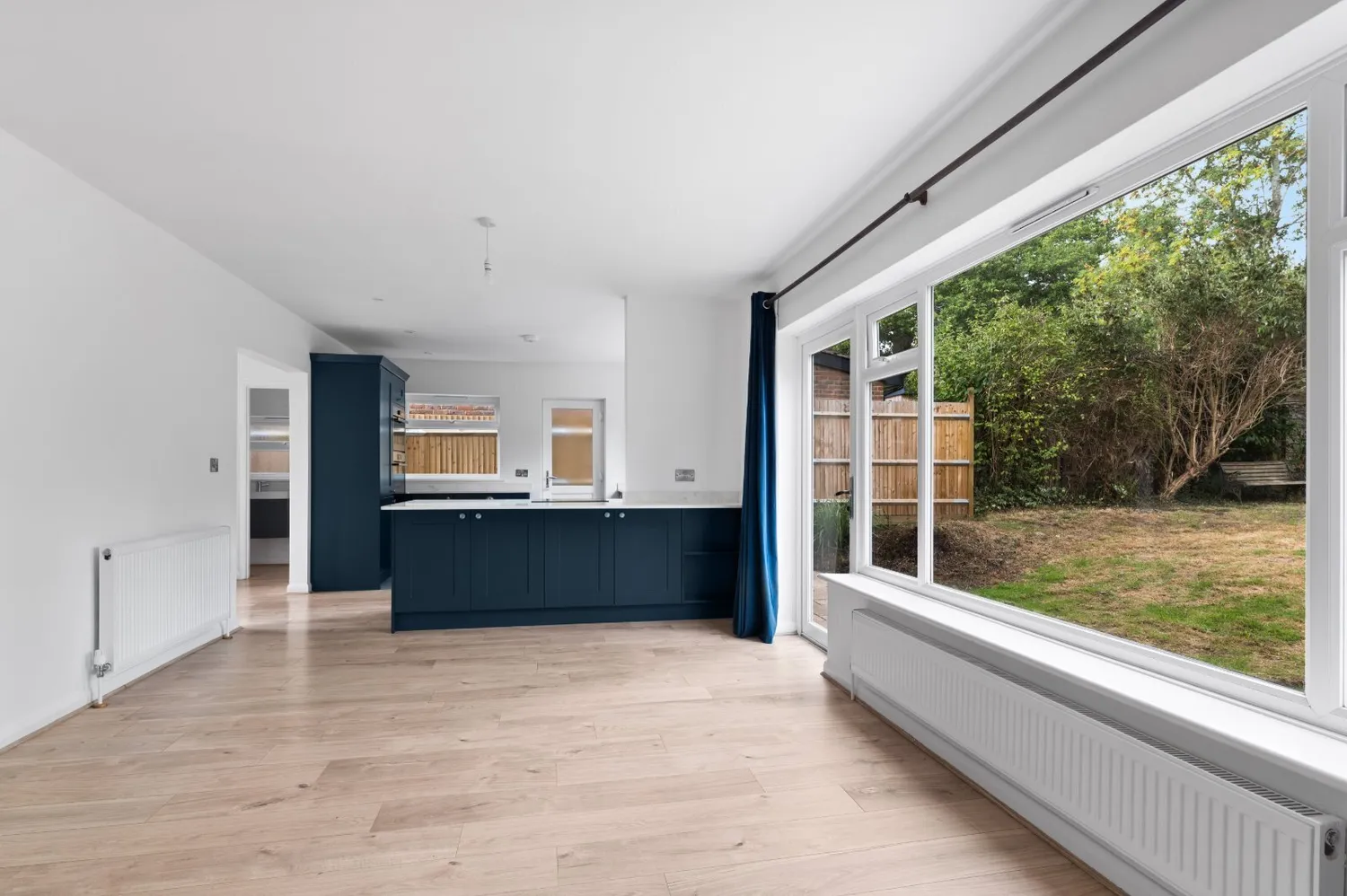 Savill Road, Lindfield, RH16 photo 4