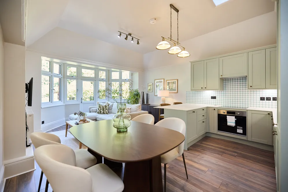 Woodchurch Road, London, NW6 photo 3