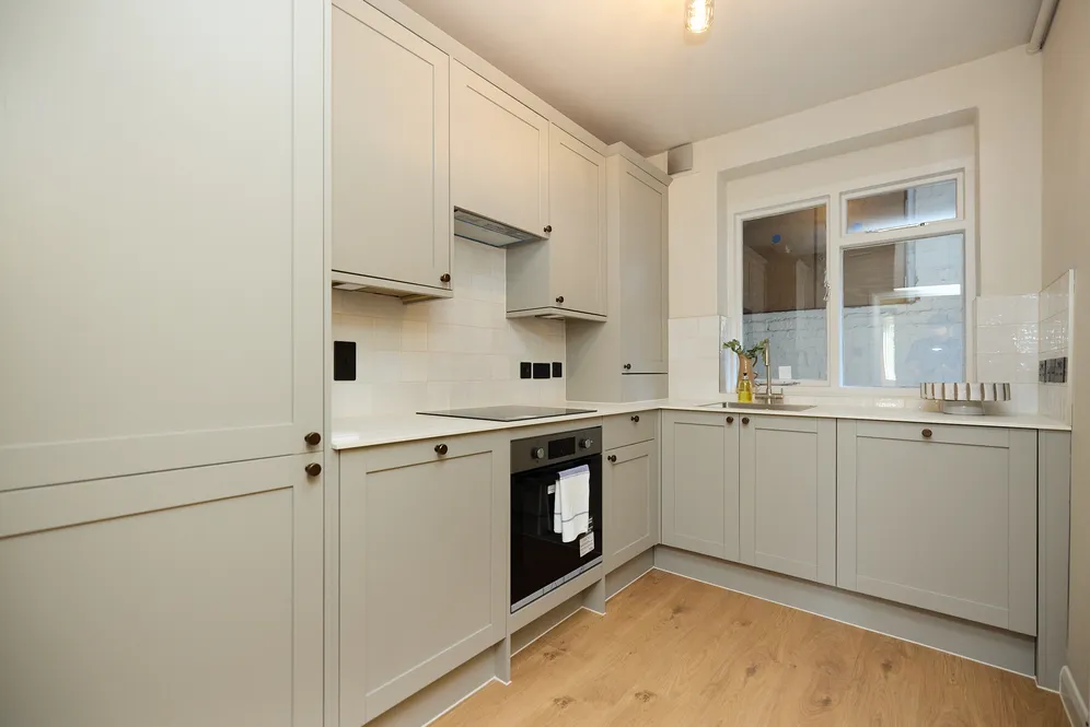 Woodchurch Road, London, NW6 photo 5