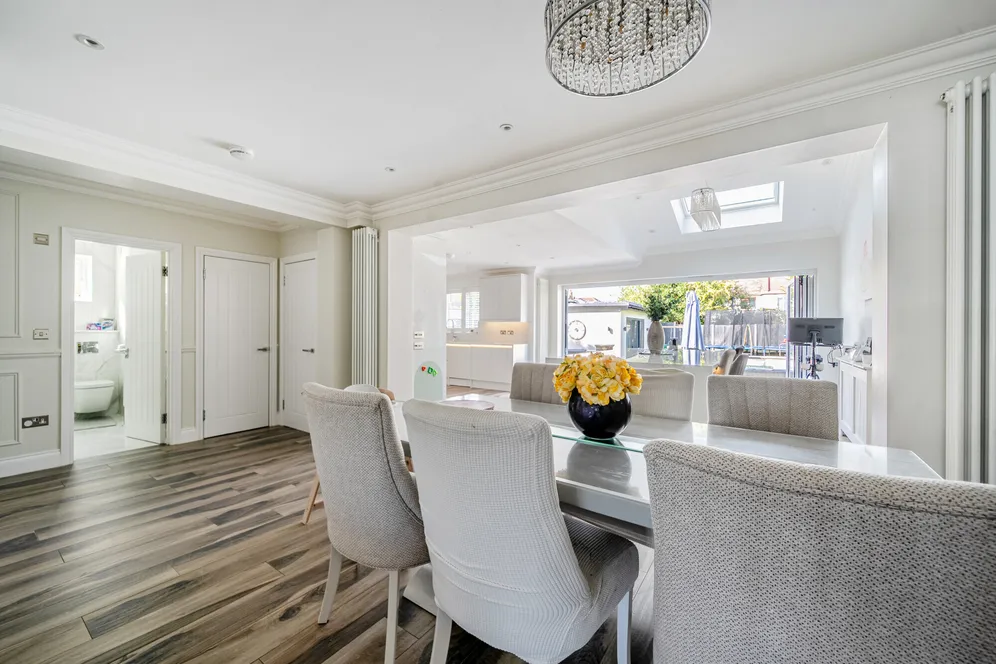 Burlington Rise, East Barnet, EN4 photo 11