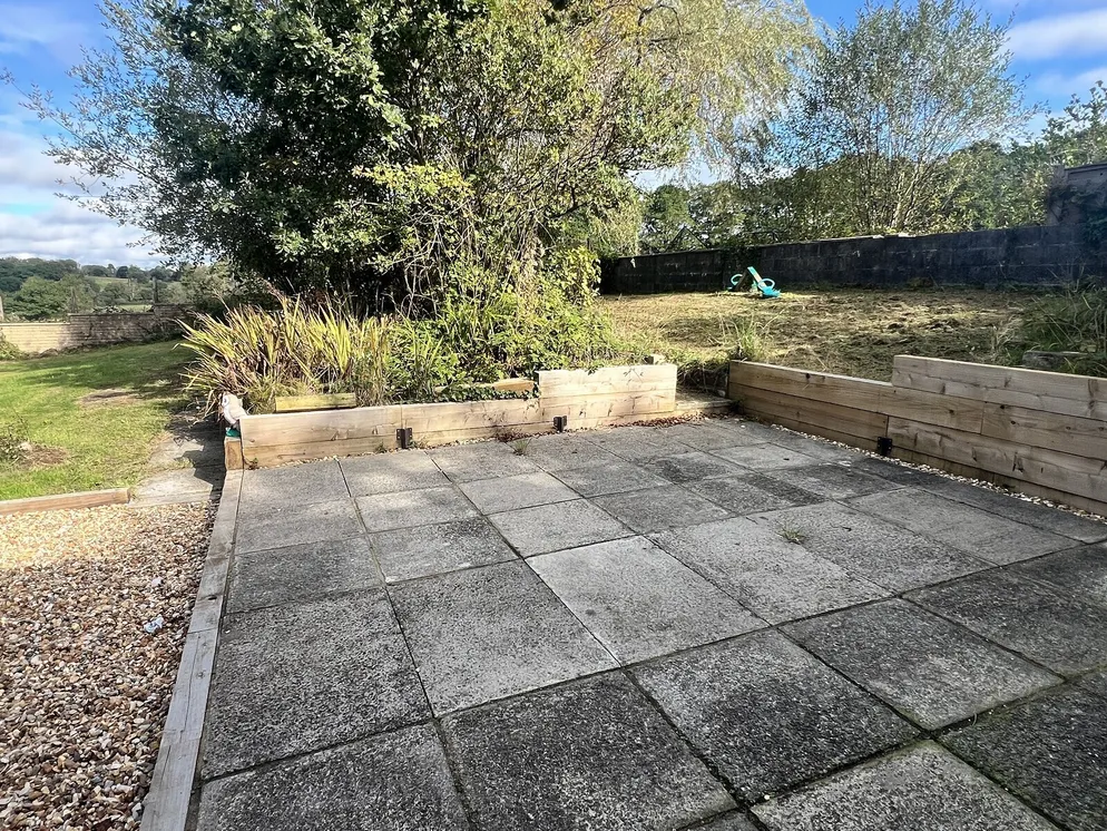 Property carousel item 23