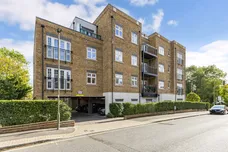 High Street, Edgware, HA8 photo 23