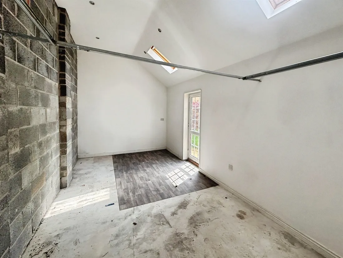 Property photo 23
