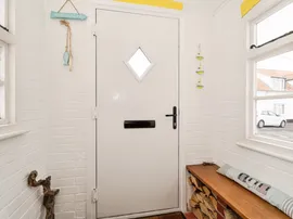 Chapel Yard, Wells-Next-The-Sea thumb 2