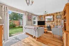 Plough Lane Close, Wallington