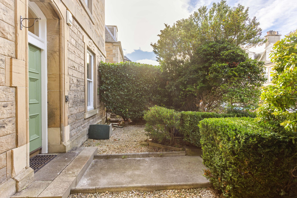 5 Kilmaurs Road, Prestonfield, Edinburgh, EH16 5DA Image 32