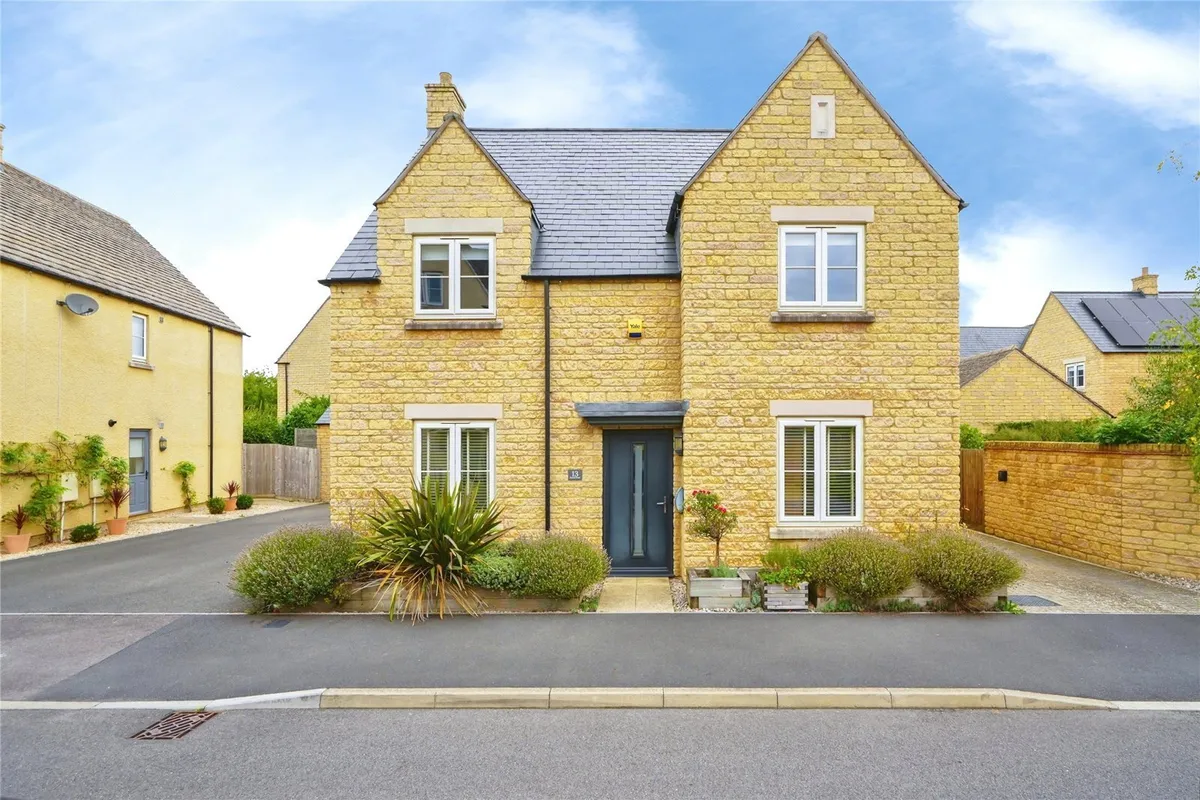 Skylark Road, Bourton-on-the-Water, Cheltenham, Gloucestershire, GL54