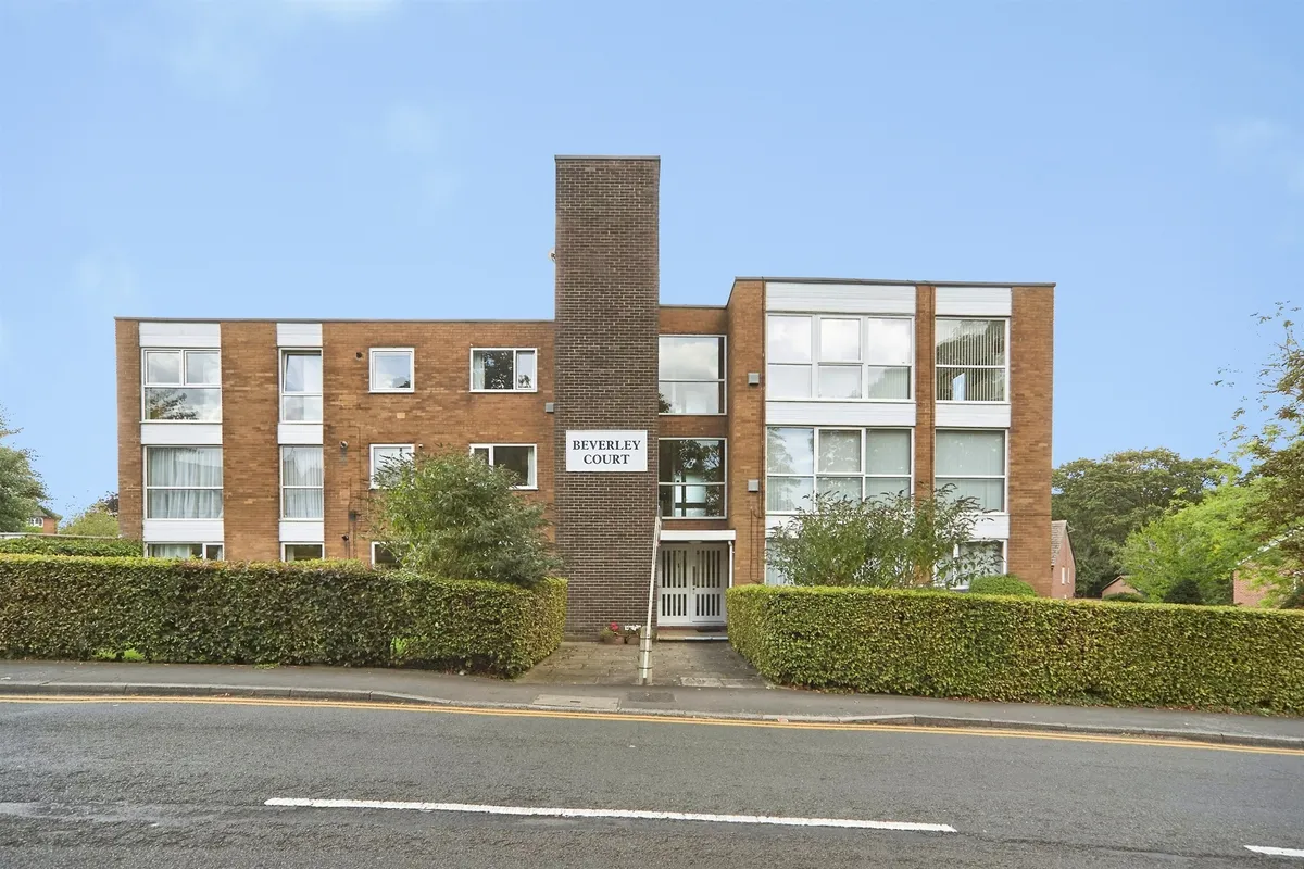 Shadwell Lane, Leeds