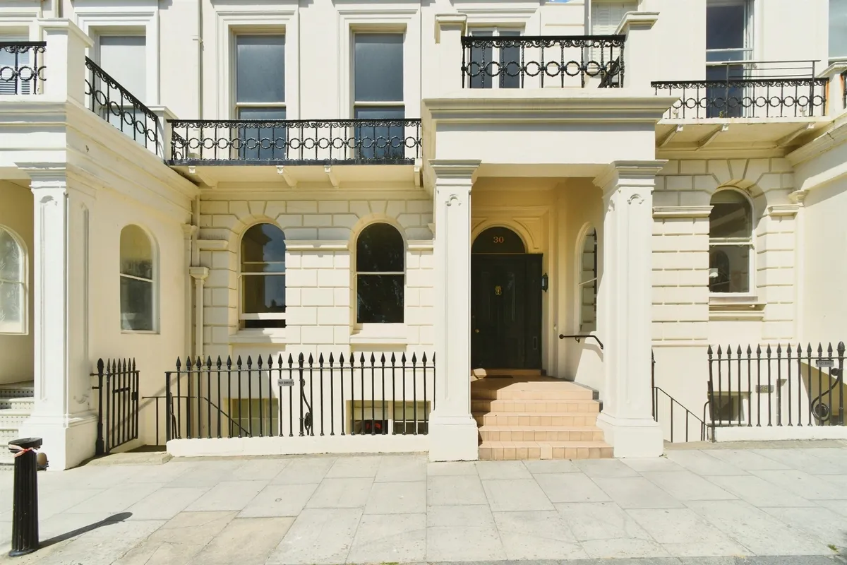 Adelaide Crescent, HOVE