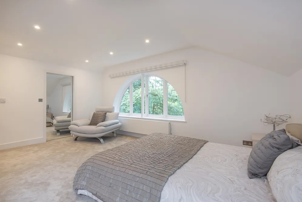 Kingston Hill Place, Kingston Upon Thames, KT2 photo 9