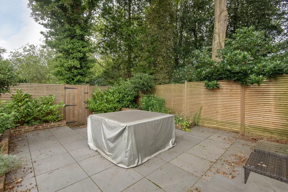 Kingston Hill Place, Kingston Upon Thames, KT2 photo 17