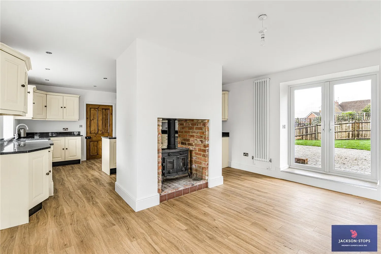 Church Street, Crick, NN6 photo 5