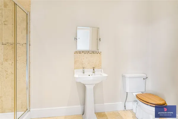 Church Street, Crick, NN6 photo 36