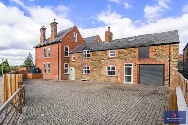 Church Street, Crick, NN6 photo 40