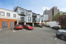 Leavesden Road, Watford