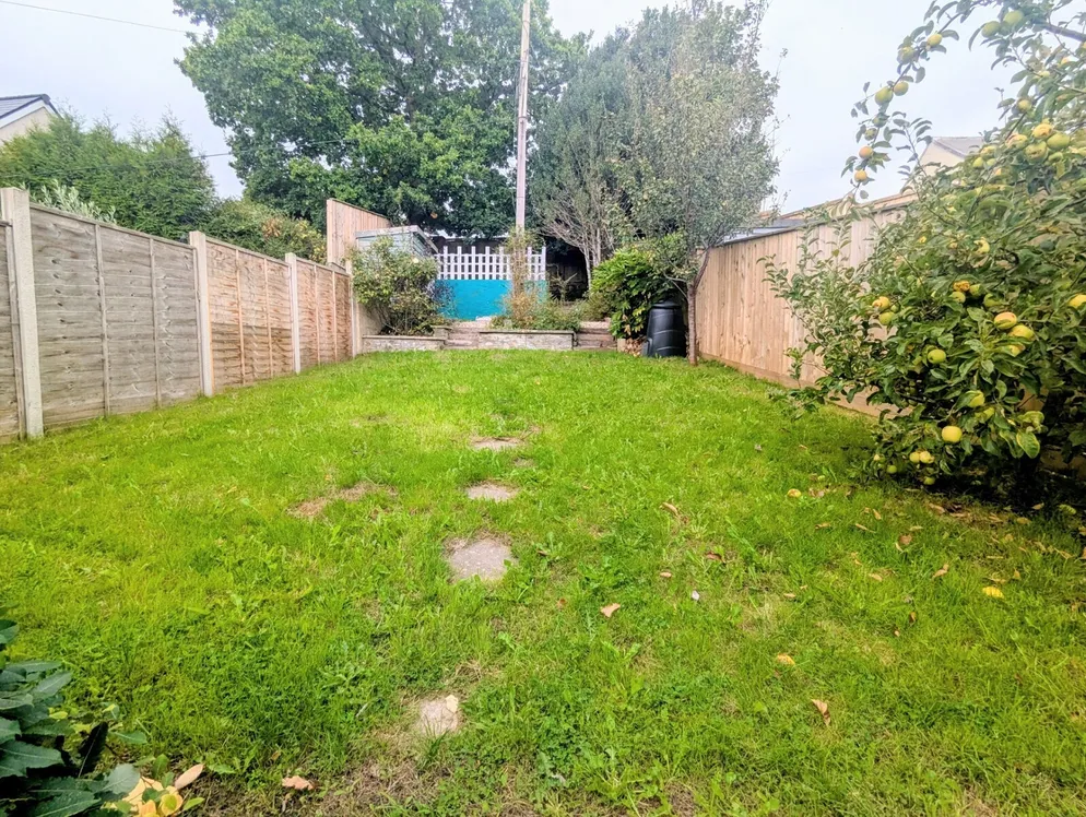 Property carousel item 14