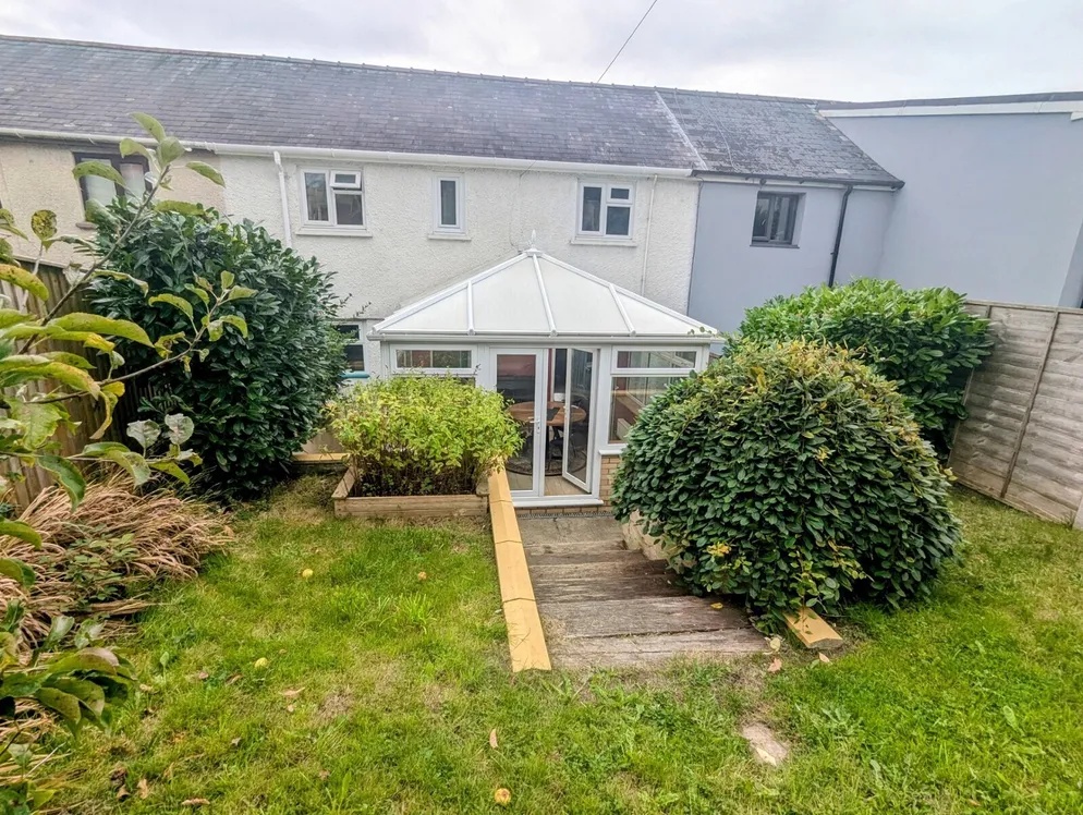 Property carousel item 15