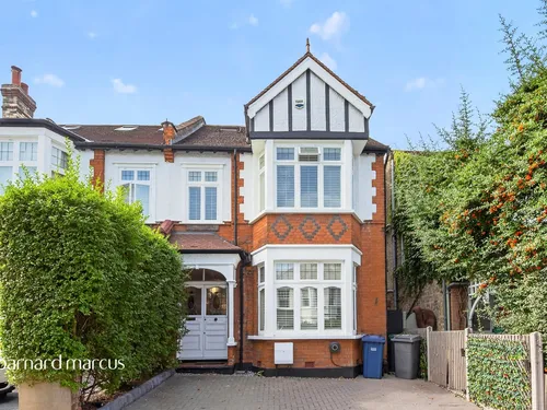 Ashurst Road, Londonphoto