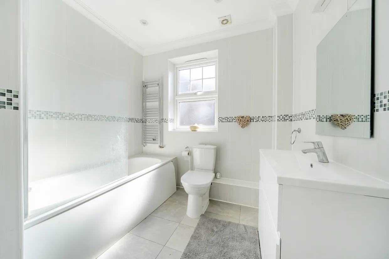 Churchview Close, Caterham, CR3 photo 6