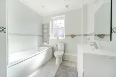 Churchview Close, Caterham, CR3 photo 6