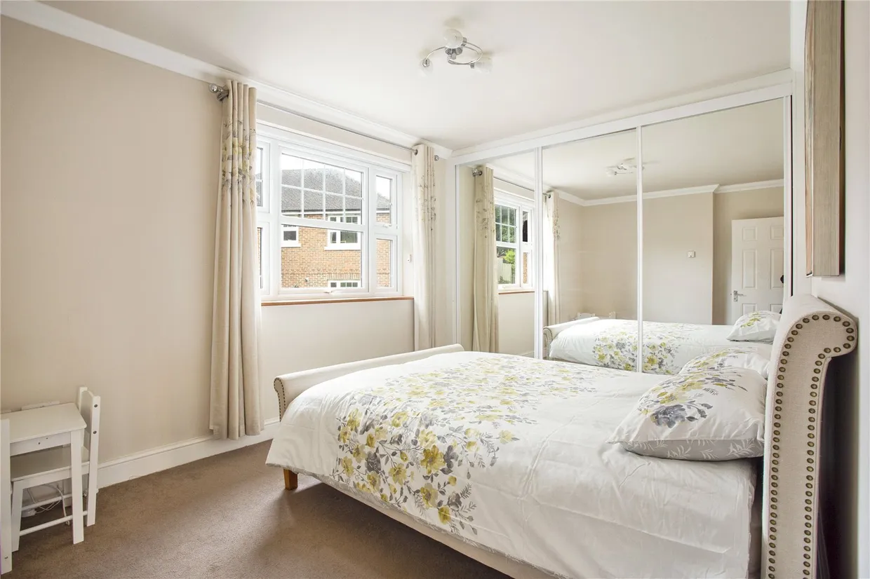 Churchview Close, Caterham, CR3 photo 10