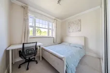 Churchview Close, Caterham, CR3 photo 11